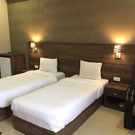 Primer Hotel Erevan Quarto foto
