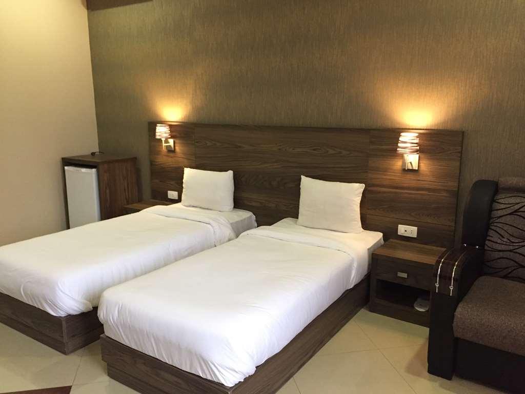Primer Hotel Erevan Quarto foto